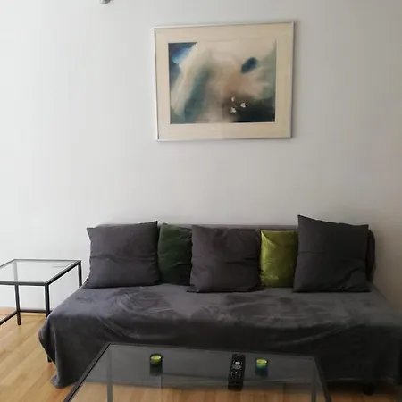 Appartement Grand Lumineux Avec Vue Du Beffroi Mons